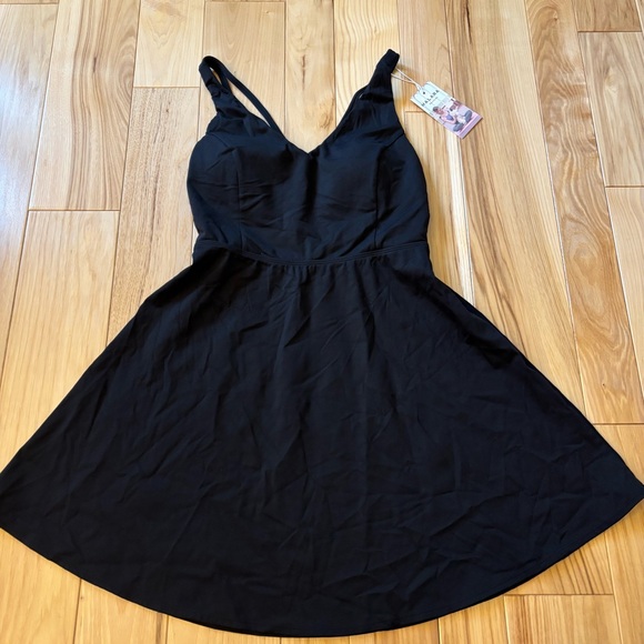 NEW Halara Cloudful Crisscross Ballet Barre Dance Black Activewear Mini Dress - Picture 2 of 10